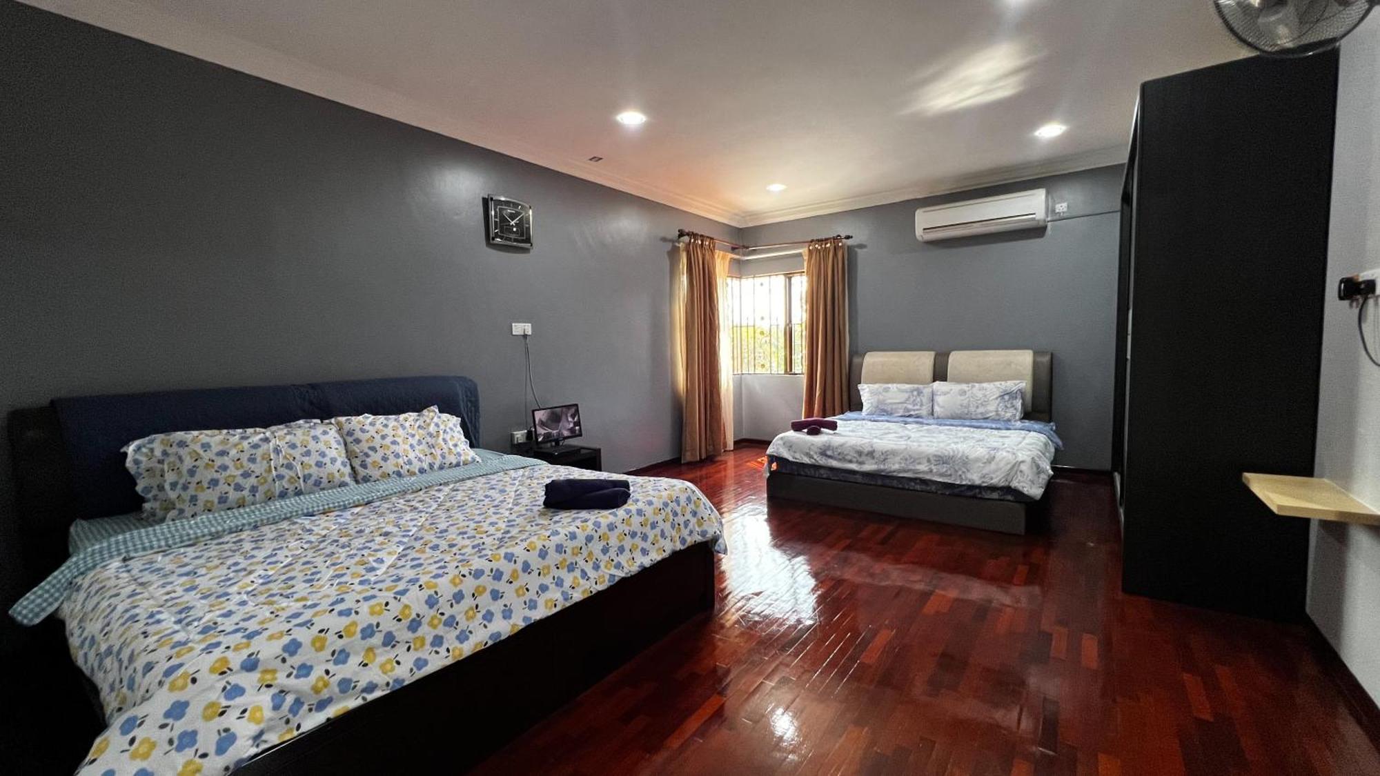 Yb Guest House 4 Bilik 5 Katil Chukai Екстер'єр фото